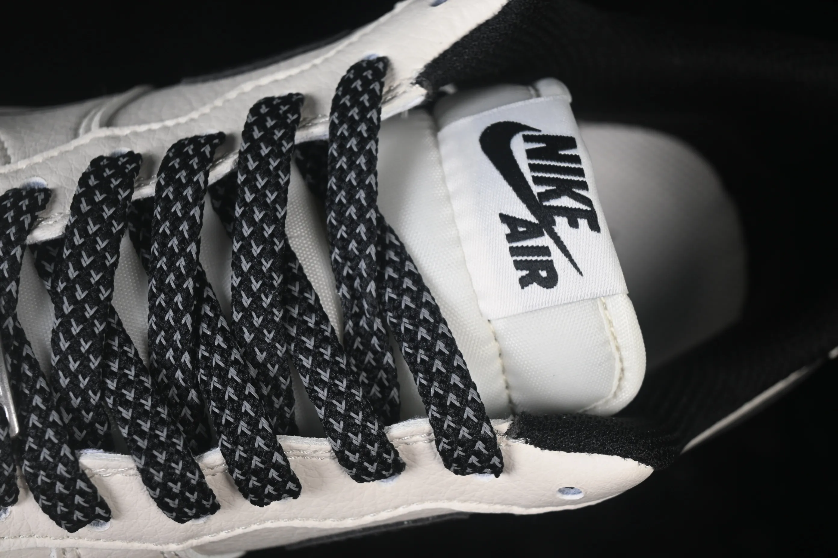 All Categories Nk Air Force 1 Air Force Series Nk Air Force 1 Low Air Force Low Nike Air Force 1'07 Low Black and White Classic Air Force One Low Casual Shoes JP8028-073